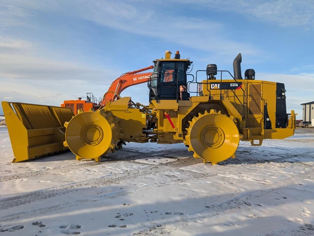 2016 Caterpillar 836K, 1 mth, dovoz Kanada — foto 3 z 5