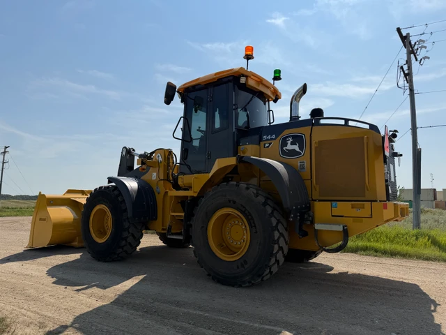 2024 John Deere 544P, dovoz Kanada — foto 4 z 5