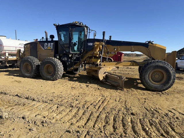 2013 Caterpillar 14M, 1 mth, dovoz Kanada — foto 1 | AMECAR 2013 Caterpillar 14M, 1 mth, dovoz Kanada — foto 1