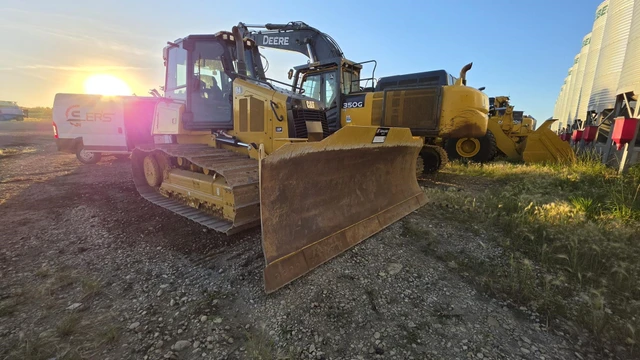 2024 Caterpillar D4, 1 mth, dovoz Kanada — foto 2 z 5