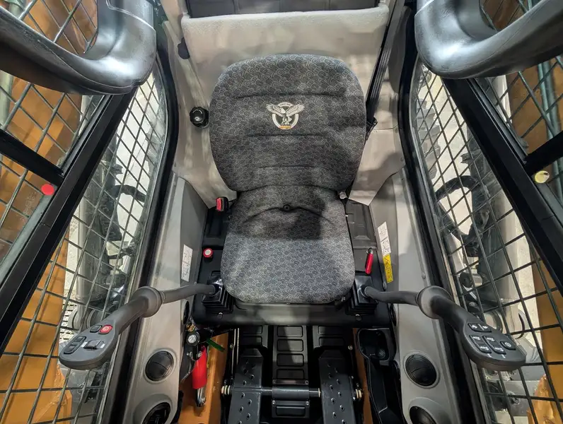 2022 Case SV280B, dovoz Kanada — foto 11 z 12