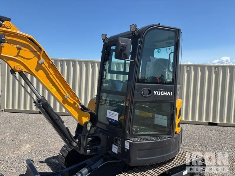 2026 Yuchai U35, dovoz Kanada — foto 9 z 12