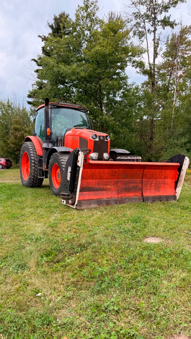 2017 Kubota TRACTEUR, 1 570 mth, dovoz Kanada — foto 1 | AMECAR 2017 Kubota TRACTEUR, 1 570 mth, dovoz Kanada — foto 1