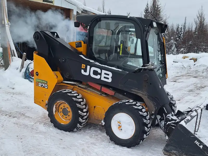 2021 JCB 270, 1 mth, dovoz Kanada — foto 1