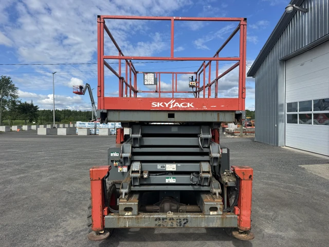 2015 Kubota SKYJACK, 1 mth, dovoz Kanada — foto 4 z 5