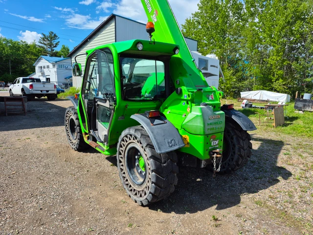 2016 Kubota LIFT, 3 800 mth, dovoz Kanada — foto 4 z 5