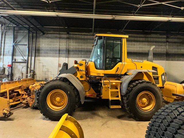 2012 Volvo L70G, dovoz Kanada — foto 1