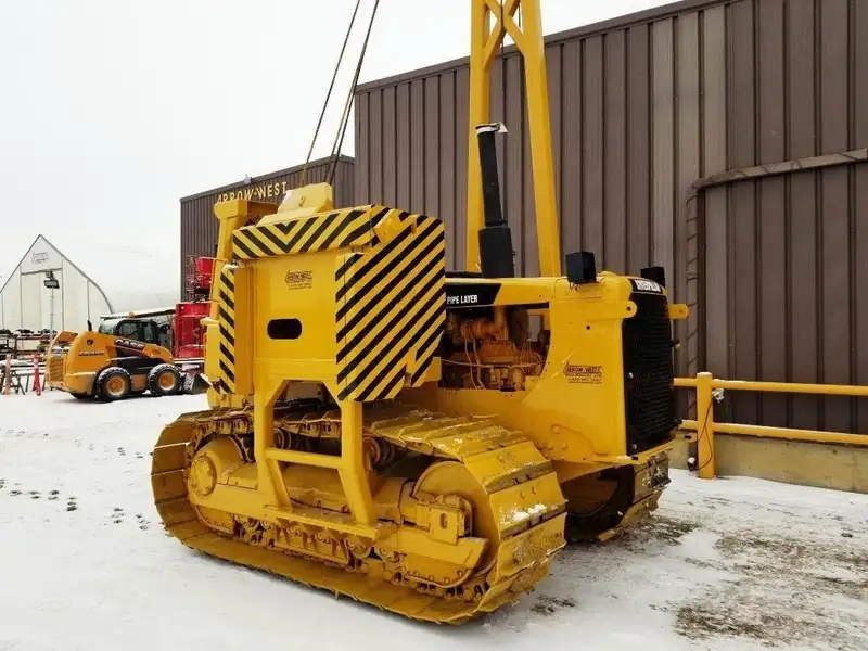 2004 Caterpillar D6D, dovoz Kanada — foto 1 z 6 2004 Caterpillar D6D, dovoz Kanada — foto 1 z 6