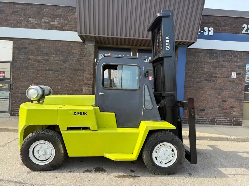 1990 Clark C500HY, dovoz Kanada — foto 1
