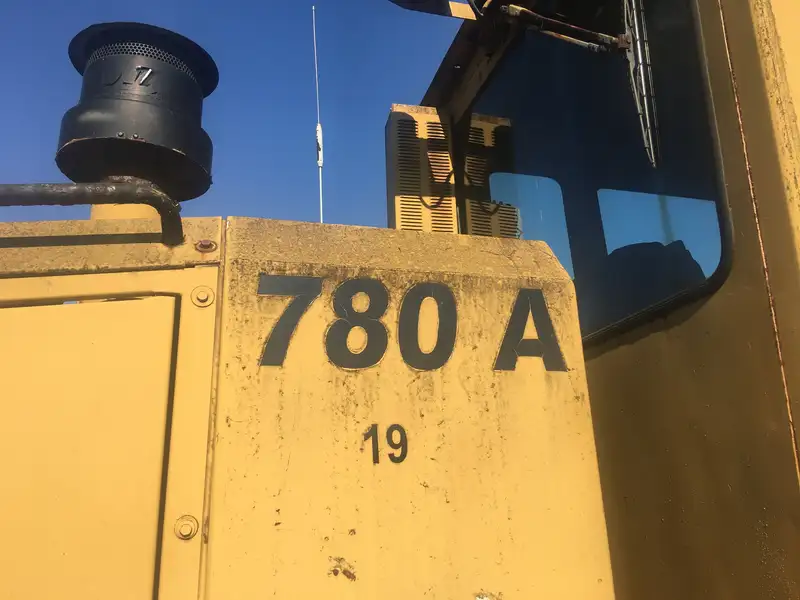 1994 Champion 780A, dovoz Kanada — foto 6 z 6