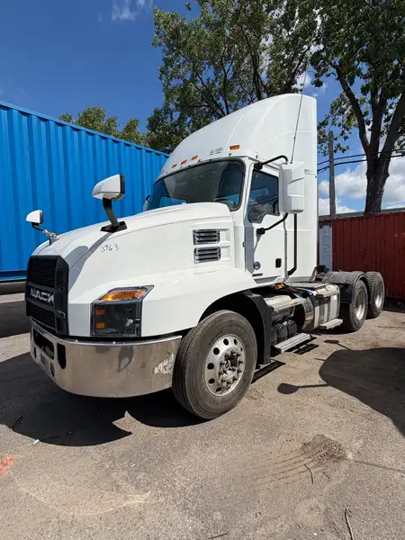 2020 Mack ANTHEM-WHITE, biela, 448 557 mth, dovoz Kanada — foto 7 z 8
