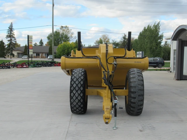 1960 Caterpillar USED, 1 mth, dovoz Kanada — foto 2 z 5