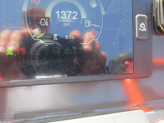 2026 Kubota SDLG, dovoz Kanada — foto 4 z 5