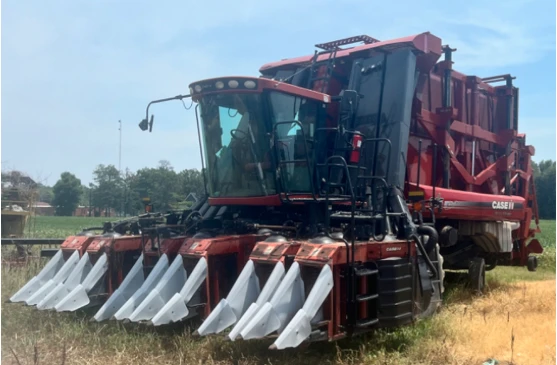 2012 Case IH, 1 mth, dovoz Kanada — foto 1 | AMECAR 2012 Case IH, 1 mth, dovoz Kanada — foto 1