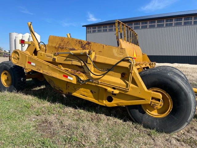 Caterpillar 60, dovoz Kanada — foto 1