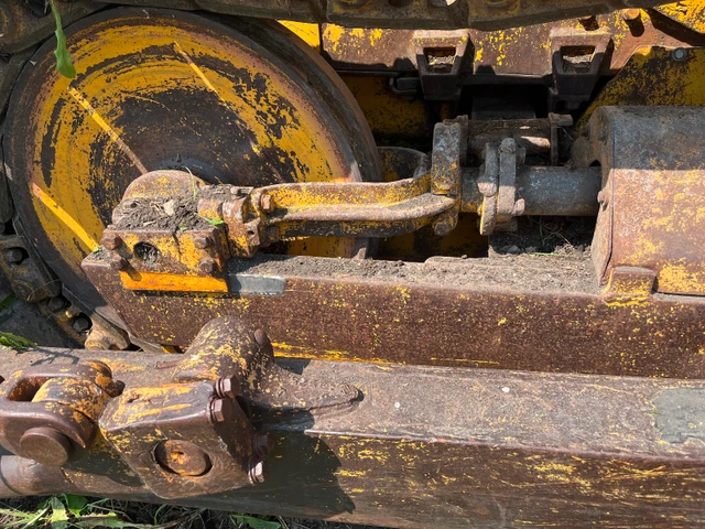 Caterpillar D4D, 5 490 mth, dovoz Kanada — foto 4 z 5