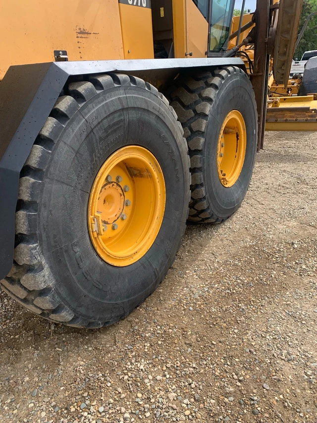 2012 Volvo G976, dovoz Kanada — foto 3 z 5