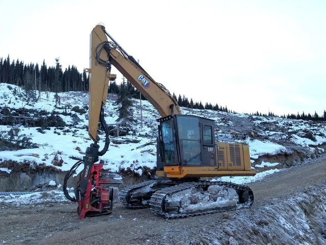 2023 Caterpillar 538GF, 1 mth, dovoz Kanada — foto 2 z 5