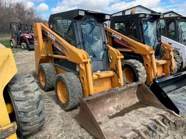 2002 Case 60XT, 3 159 mth, dovoz Kanada — foto 1 | AMECAR 2002 Case 60XT, 3 159 mth, dovoz Kanada — foto 1