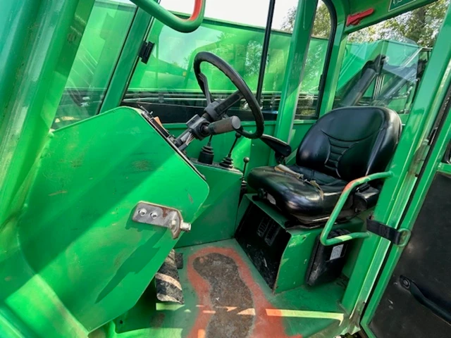 2014 SkyTrak 6042, 2 632 mth, dovoz Kanada — foto 3 z 5