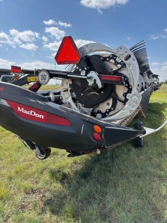 2022 Case MACDON, dovoz Kanada — foto 1