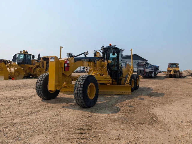 2013 Caterpillar 14M, 1 mth, dovoz Kanada — foto 2 z 5