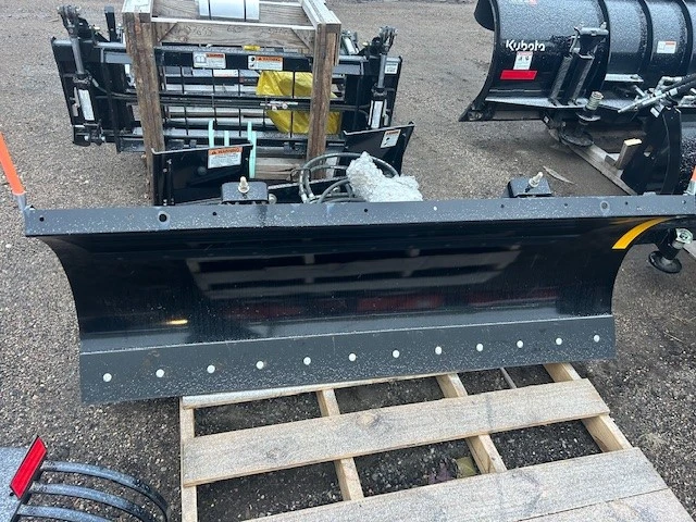 2021 Kubota LAND, dovoz Kanada — foto 2 z 3