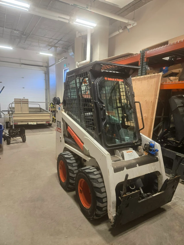 2006 Bobcat WITH, 6 450 mth, dovoz Kanada — foto 1 | AMECAR 2006 Bobcat WITH, 6 450 mth, dovoz Kanada — foto 1