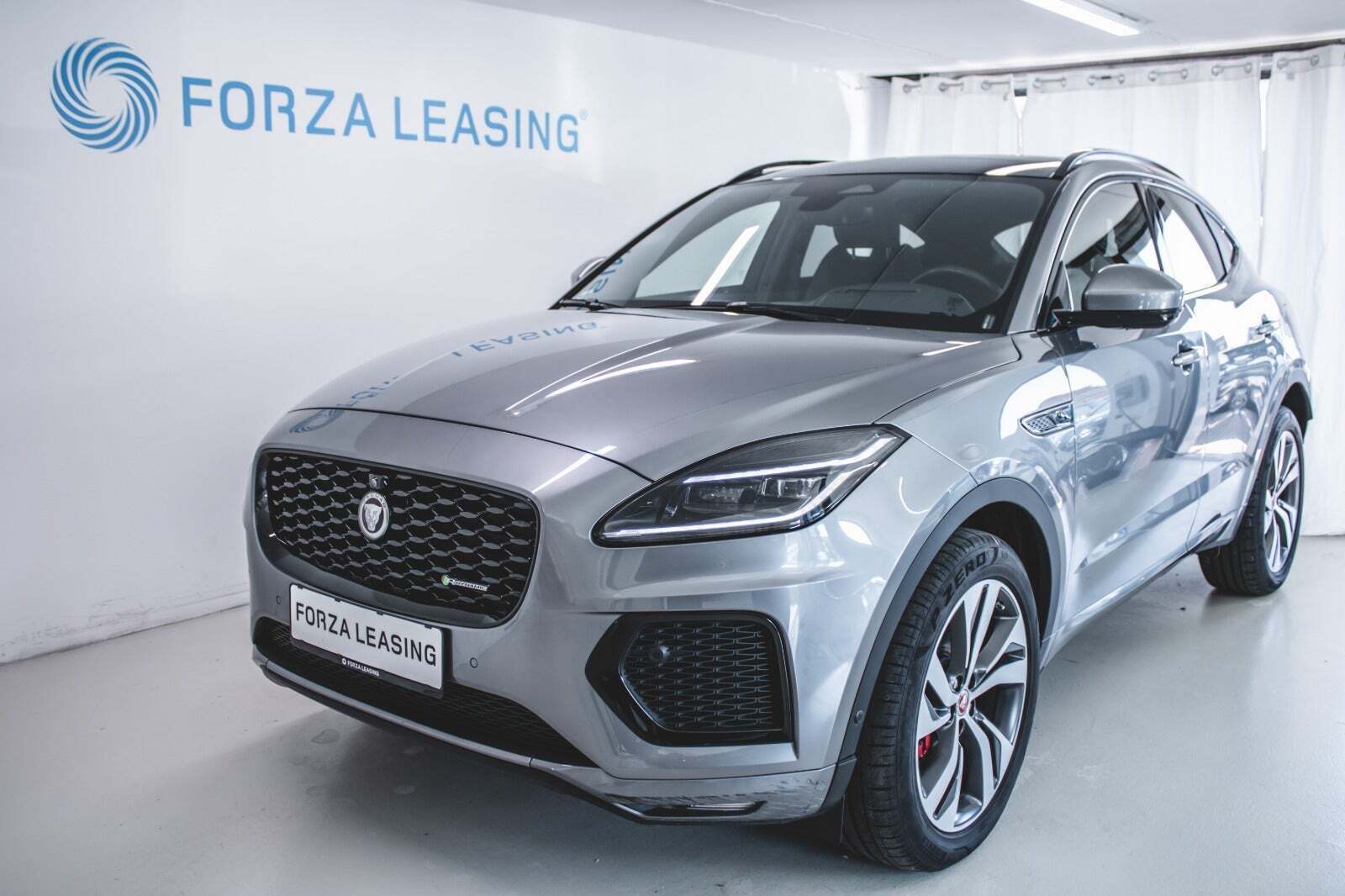 Jaguar E-Pace, Dánsko — foto 1