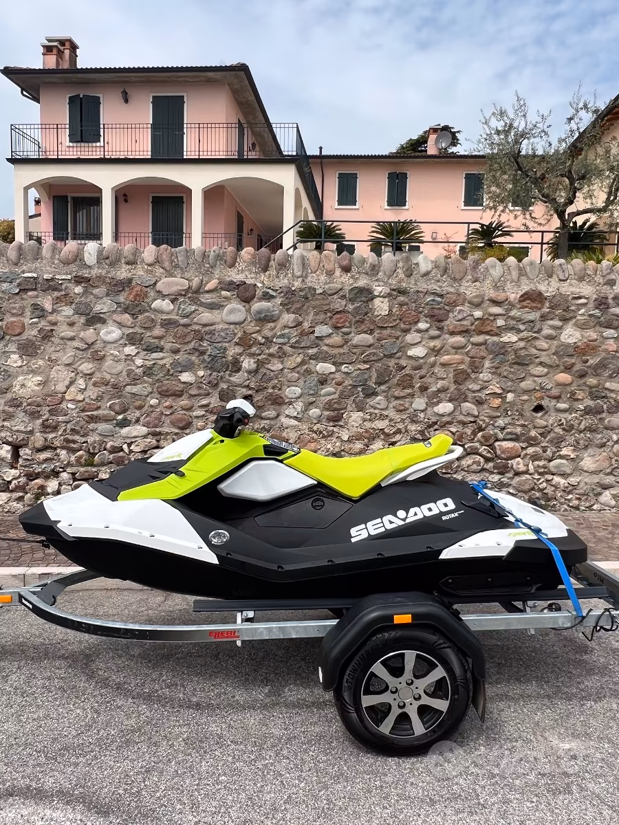 Moto, dovoz Skladom v EÚ — foto 1