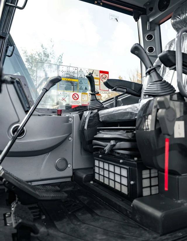 2026 Yanmar UHI, dovoz Kanada — foto 4 z 5