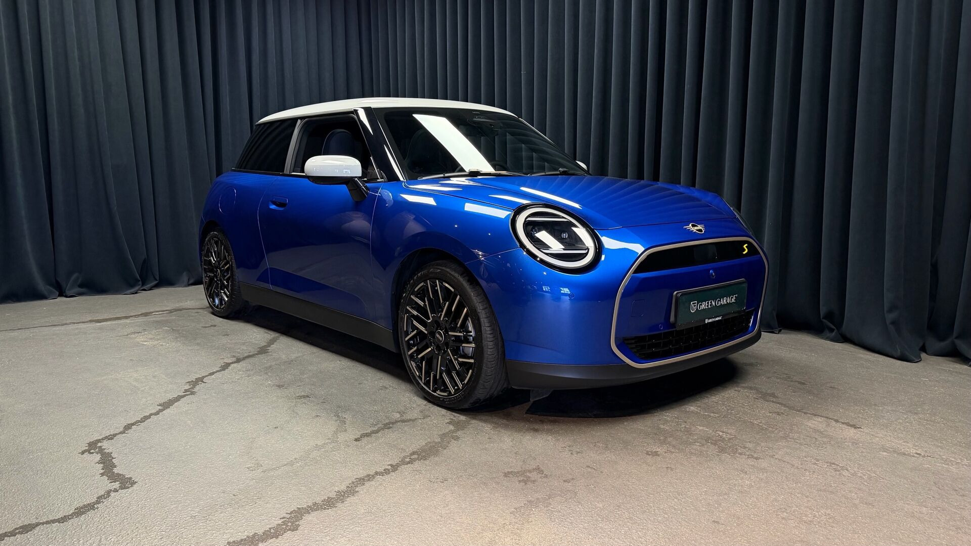 MINI Cooper, Dánsko — foto 1
