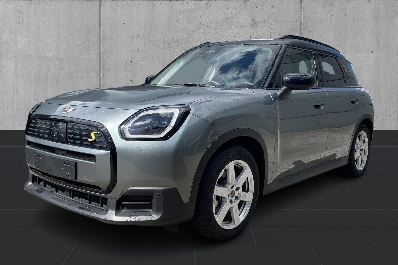 MINI Countryman SE, Dánsko — foto 1