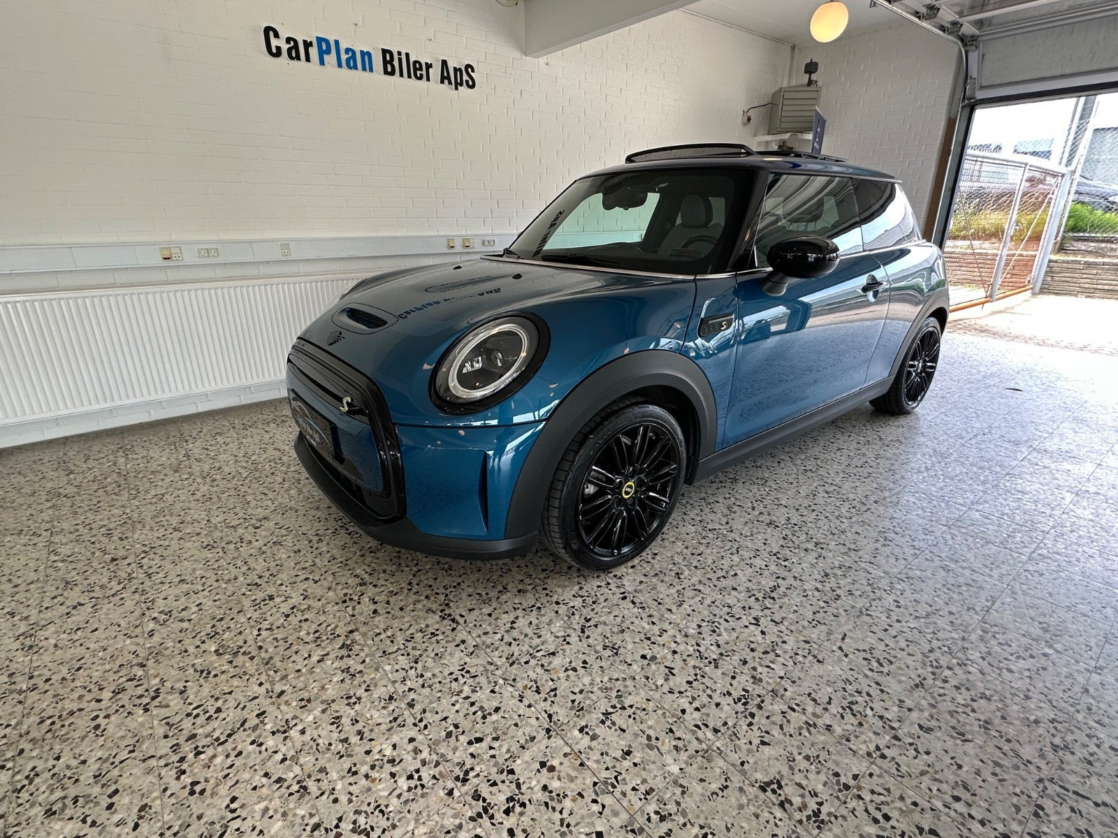 MINI Cooper SE, Dánsko — foto 1