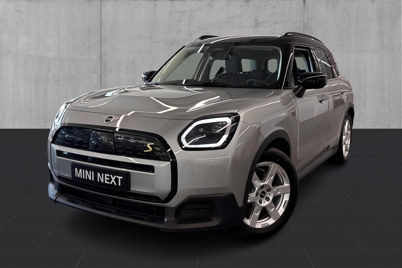 MINI Countryman SE, Dánsko — foto 1