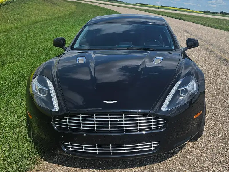 2012 Aston Martin Rapide, čierna, 68 000 km, dovoz Kanada — foto 1