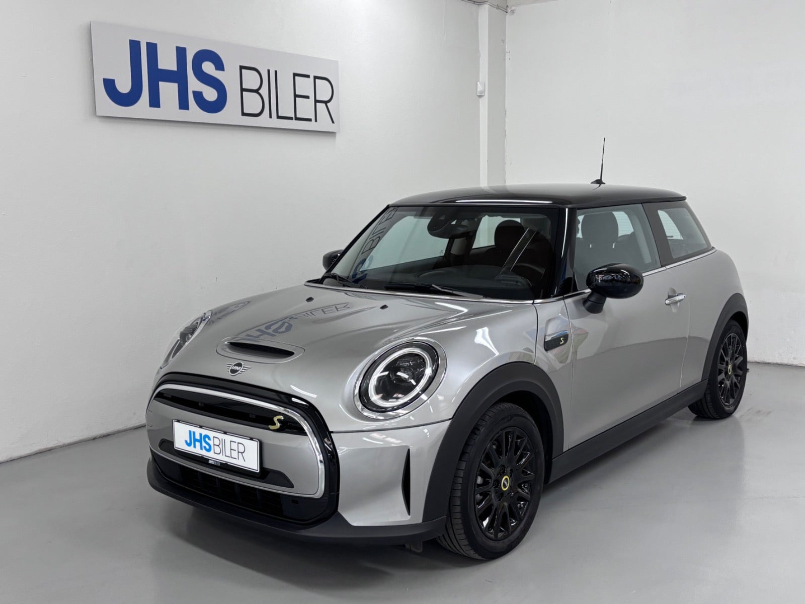 MINI Cooper SE, Dánsko — foto 1