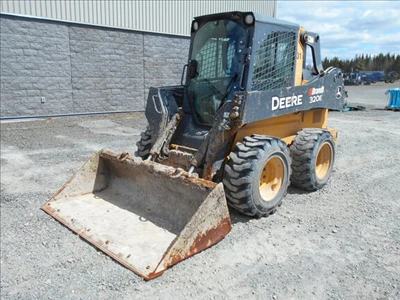 2015 John Deere 320E, 1 mth, dovoz Kanada — foto 1 | AMECAR 2015 John Deere 320E, 1 mth, dovoz Kanada — foto 1