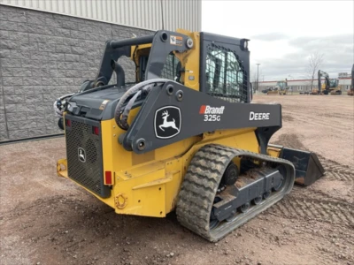 2023 John Deere 325G, 1 mth, dovoz Kanada — foto 5 z 5