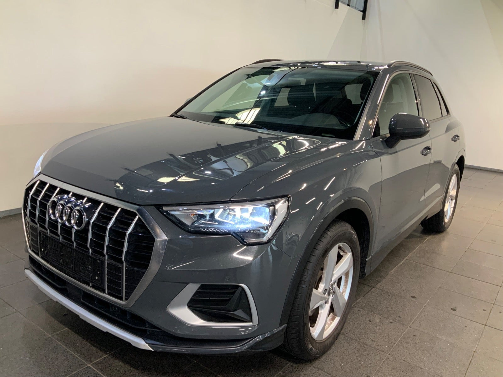 Audi Q3, Dánsko — foto 1