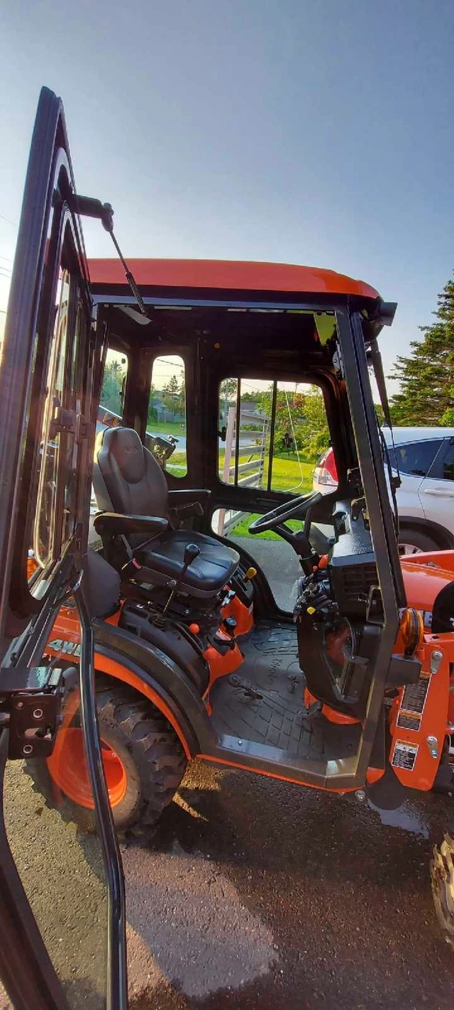 Kubota BX23S, dovoz Kanada — foto 2 z 3