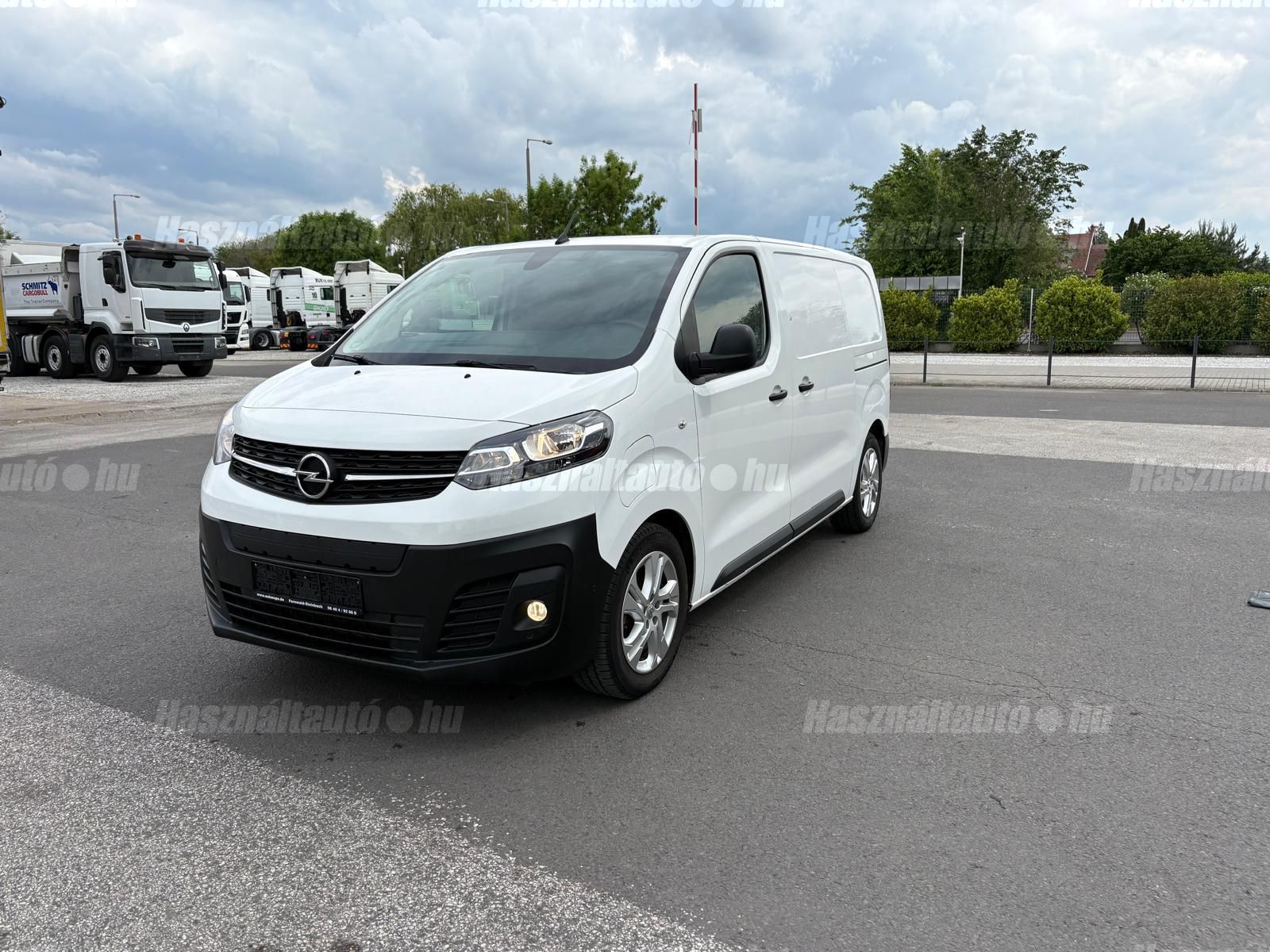 2022 Opel, 18 000 km, Maďarsko — foto 1