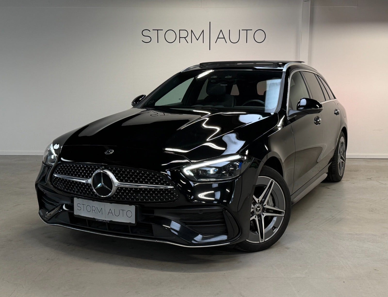 Mercedes-Benz C300 e, Dánsko — foto 1