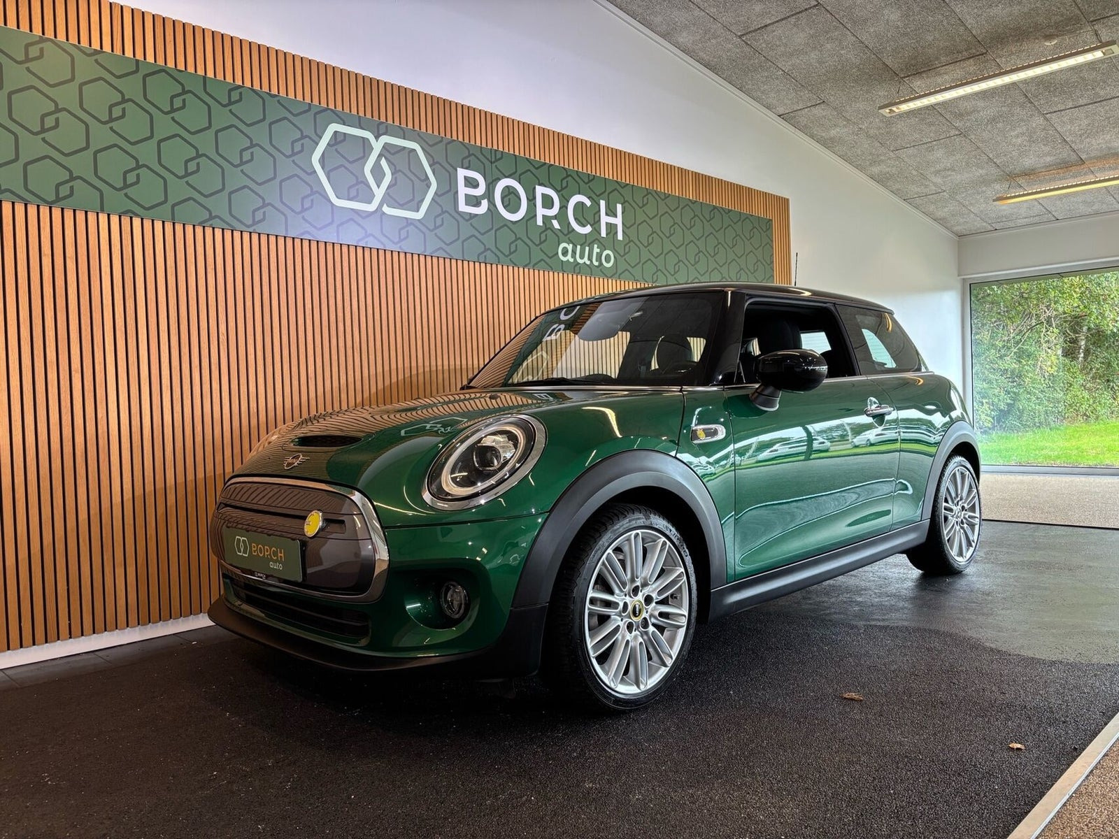 MINI Cooper SE, Dánsko — foto 1
