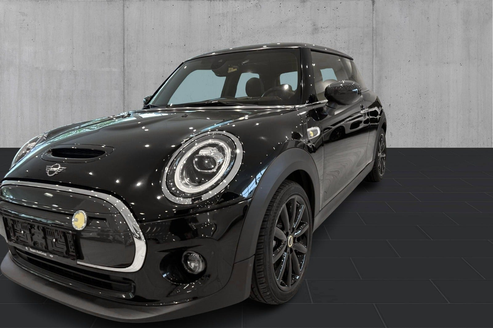 MINI Cooper SE, Dánsko — foto 1 MINI Cooper SE, Dánsko — foto 1