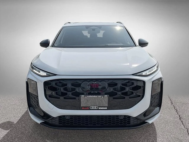 2026 Audi Q3 Technik, biela, 17 km, dovoz Kanada — foto 2 z 20