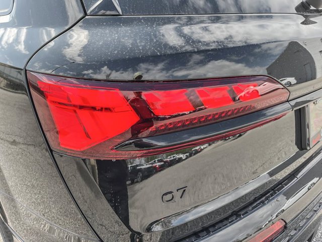 2026 Audi Q7 Technik, čierna, 28 km, dovoz Kanada — foto 14 z 20