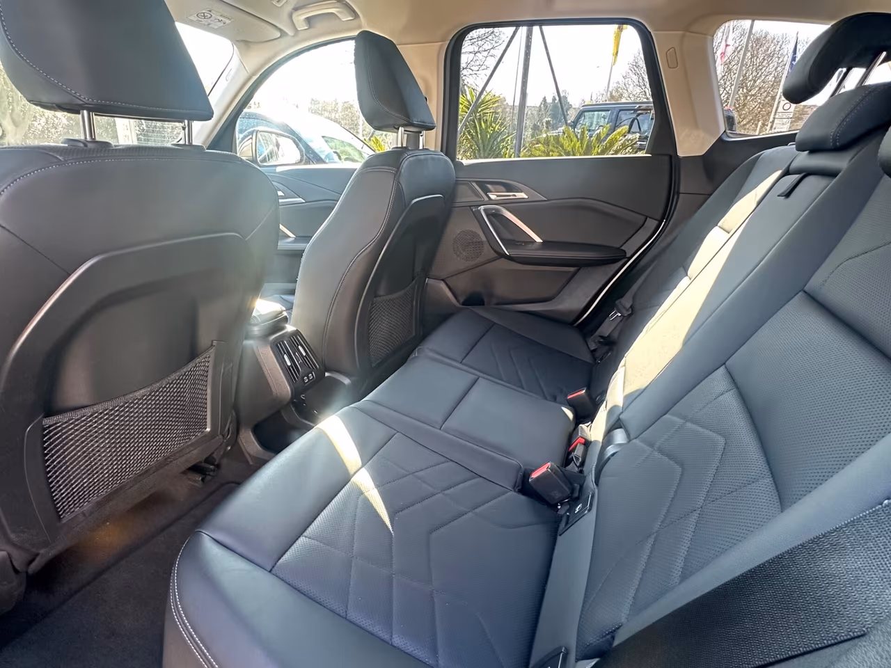 2027 BMW, Taliansko — foto 8 z 17