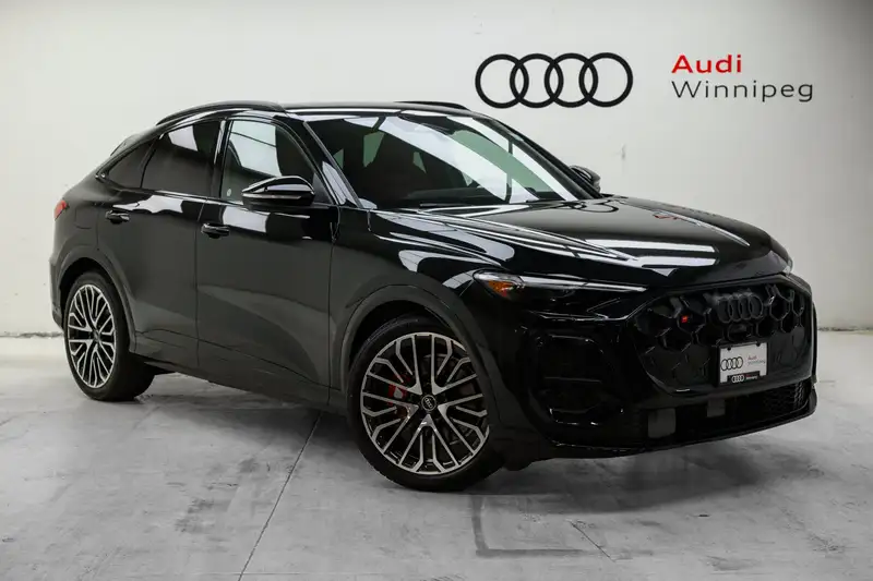 2026 Audi SQ5 Technik, čierna, 34 km, dovoz Kanada — foto 1