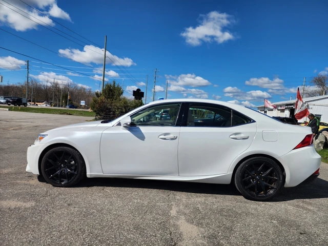 2015 Lexus Is 250, biela, 167 789 km, dovoz Kanada — foto 5 z 20